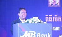 Thống đốc Ngân hàng Quốc gia Campuchia đánh giá cao đóng góp của các doanh nghiệp Việt Nam