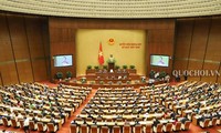 Quốc hội biểu quyết thông qua Bộ luật Lao động sửa đổi