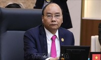 Thủ tướng Nguyễn Xuân Phúc dự Phiên họp thứ hai Hội nghị Cấp cao ASEAN-Hàn Quốc