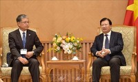 Phó Thủ tướng Trịnh Đình Dũng tiếp đoàn Hội đồng thúc đẩy ngoại giao nhân dân Nhật Bản