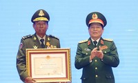 Trao Huân chương của Nhà nước Việt Nam, Nhà nước Lào, Vương quốc Campuchia tặng các tập thể, cá nhân