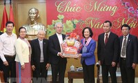 Bà Trương Thị Mai tiếp đoàn Ủy ban Đoàn kết Công giáo Việt Nam