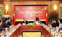 Chủ tịch Quốc hội Nguyễn Thị Kim Ngân làm việc với Ban Kinh tế Trung ương