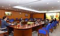 Thường trực Chính phủ họp chuẩn bị hội nghị toàn quốc Chính phủ với doanh nghiệp