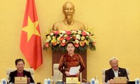 Chủ tịch Quốc hội Nguyễn Thị Kim Ngân dự khai mạc phiên họp 50 của Ủy ban Thường vụ Quốc hội