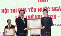 Chủ tịch Quốc hội Nguyễn Thị Kim Ngân dự Đại hội thi đua yêu nước ngành Ngân hàng lần thứ VIII