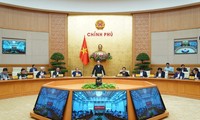 Thủ tướng Nguyễn Xuân Phúc yêu cầu xử lý nghiêm các vi phạm về chống dịch Covid-19