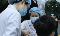 Việt Nam nằm trong số những nước tỷ lệ chấp nhận vaccine ngừa COVID-19 cao nhất
