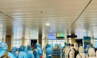 Bamboo Airways bay chuyên cơ khứ hồi đưa gần 200 y, bác sĩ vào Thành phố Hồ Chí Minh chống dịch