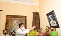 Thành phố Hà Nội dâng hương tưởng niệm Đại tướng Võ Nguyên Giáp