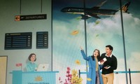 Vietnam Airlines mở bán đào, mai kèm dịch vụ vận chuyển trọn gói