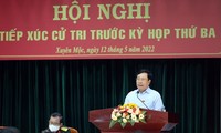 Phó Thủ tướng Thường trực Chính phủ Phạm Bình Minh tiếp xúc cử tri tại huyện Xuyên Mộc, tỉnh Bà Rịa-Vũng Tàu