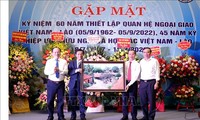 Tô thắm thêm tình đoàn kết hữu nghị và hợp tác toàn diện Việt Nam - Lào
