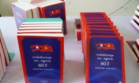 Ra mắt cuốn sách 60 năm quan hệ ngoại giao Lào – Việt Nam