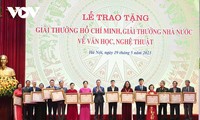 Chủ tịch nước Võ Văn Thưởng dự Lễ trao tặng Giải thưởng Hồ Chí Minh về văn học, nghệ thuật