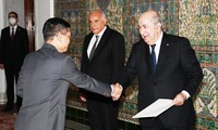 Đại sứ Việt Nam tại Algeria trình thư ủy nhiệm