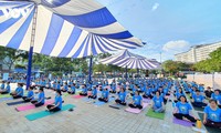 5.000 huy chương “kỷ lục yoga Việt Nam” tại Ngày hội Yoga Dân trí 12/8