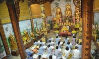 Lễ Thượng Nguyên tại chùa Phật Tích, CHDCND Lào