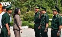Quyền Chủ tịch nước thăm di tích Trung ương Cục miền Nam và Đồn Biên phòng Xa Mát (Tây Ninh)