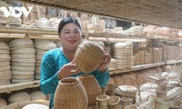 Chị Trương Thị Bạch Thuỷ khởi nghiệp thành công với nghề truyền thống