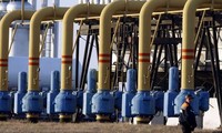 Ukraina memulai perundingan membeli gas bakar dari Eropa