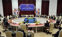 Vietnam memberikan sumbangan yang aktif untuk membangun komunitas ASEAN