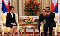 Kamboja dan Thailand sepakat menarik pasukan ke luar daerah yang  dipersengketakan