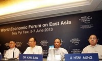 PM Nguyen Tan Dung menghadiri Forum ekonomi dunia tentang Asia Timur