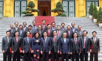Presiden Vietnam menyampaikan keputusan mengangkat Dubes dan Konsul Jenderal Vietnam di luar negeri