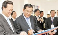 PM Nguyen Tan Dung mengirim surat ucapan selamat kepada PM Kamboja, Hun Sen