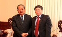 Mendorong kerjasama antara Pemerintah dan rakyat Vietnam-Laos