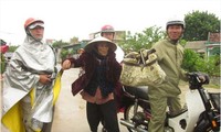 Semua daerah terus memberikan bantuan kepada Vietnam tengah supaya mengatasi akibat taufan Wutip
