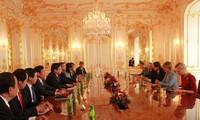 Delegasi tingkat tinggi MN Vietnam melakukan kunjungan kerja di Slovakia