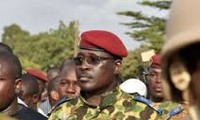 Tentara Burkina Faso berkomitmen membentuk pemerintah transisi