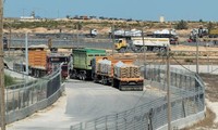 Israel membuka kembali koridor dengan Jalur Gaza