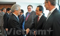 Vietnam dan Uruguay memperkuat hubungan kerjasama