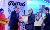 40 proyek mendapat  Penghargaan Kreasi Sains Teknologi di Vietnam