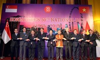 Memperingati ult ke- 50 Hari Nasional Singapura di Hanoi