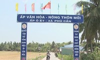 Rakyat etnis Khmer propinsi Tra Vinh dengan gerakan menyumbangkan lahan untuk membangun pedesaan baru