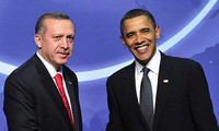 Pimpinan AS dan Turki berkomitmen akan memperkuat perang anti IS