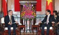Vietnam dan Republik Czech perlu terus memperkuat pengertian antara dua bangsa
