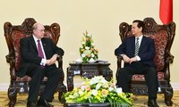 PM Nguyen Tan Dung menerima Menteri Perdagangan dan Investasi Kuba