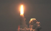 Rusia untuk pertama kalinya meluncurkan rudal dari kapal selam terhadap IS