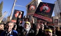Demonstrasi di Iran untuk menentang Arab Saudi  mengeksekusi ulama Islam