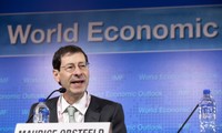 IMF mengoreksi prakiraan pertumbuhan ekonomi global