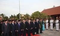 Memperingati ultah ke-110 Hari Lahirnya Almarhum Perdana Menteri Pham Van  Dong 
