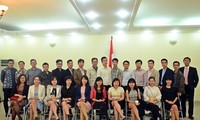 KBRI di Hanoi mengadakan pertemuan dengan para alumni Vietnam