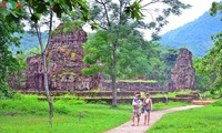  Situs peninggalan sejarah My Son, Vietnam Tengah 