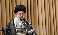 Iran memperingatkan akan memberikan balasan kalau AS menghancurkan permufakatan nuklir
