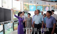 PM Romania, Dacian Ciolos melakukan kunjungan di propinsi Quang Ninh